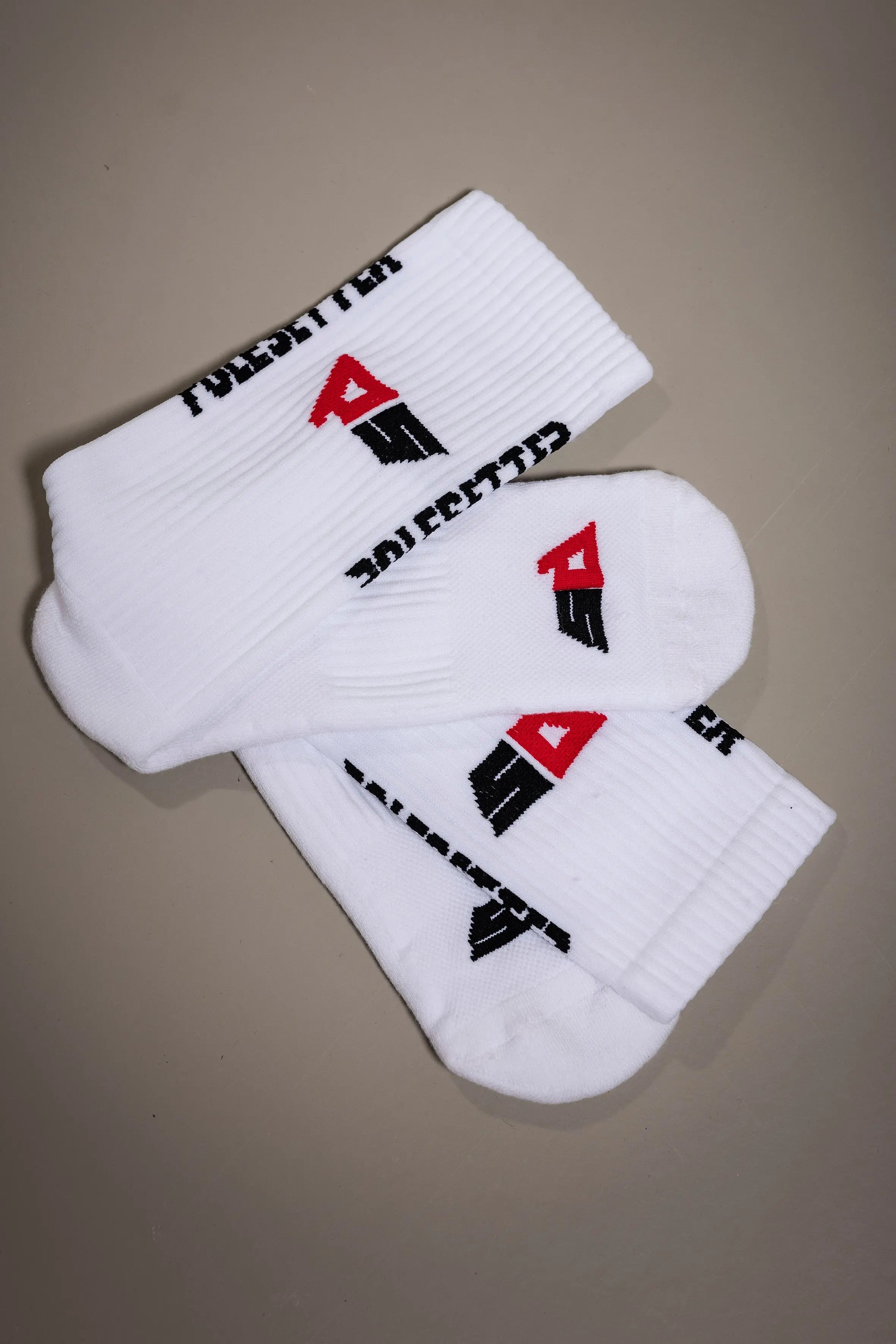 Socken im exklusiven GRID Club Polesetter Design